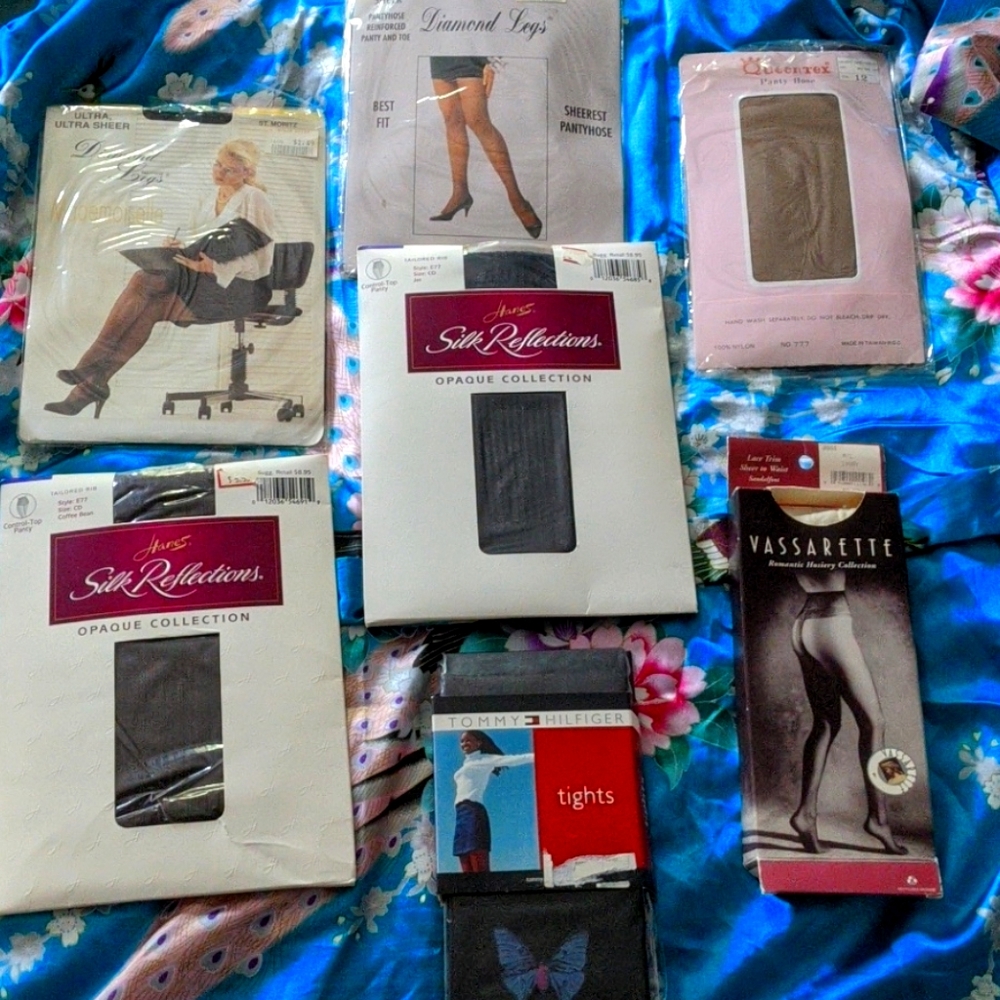 Vintage Pantyhose Lot Medium NWT